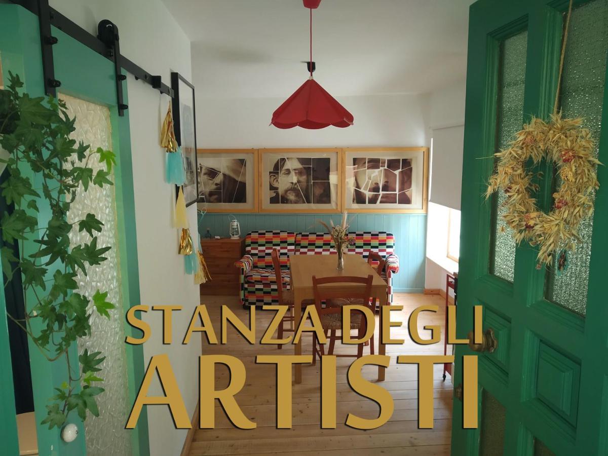 アトリ La Finestra Sul Cortile Bed & Breakfast エクステリア 写真