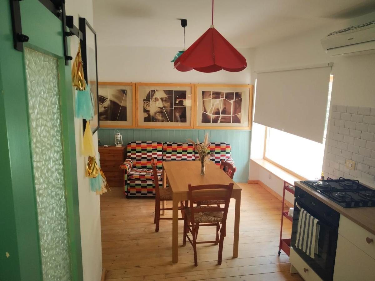 アトリ La Finestra Sul Cortile Bed & Breakfast エクステリア 写真