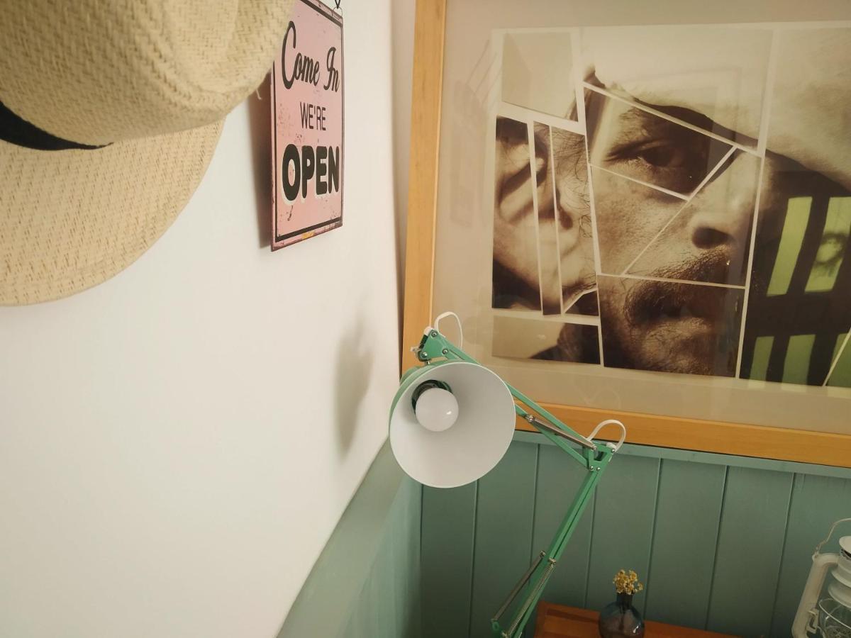 アトリ La Finestra Sul Cortile Bed & Breakfast エクステリア 写真