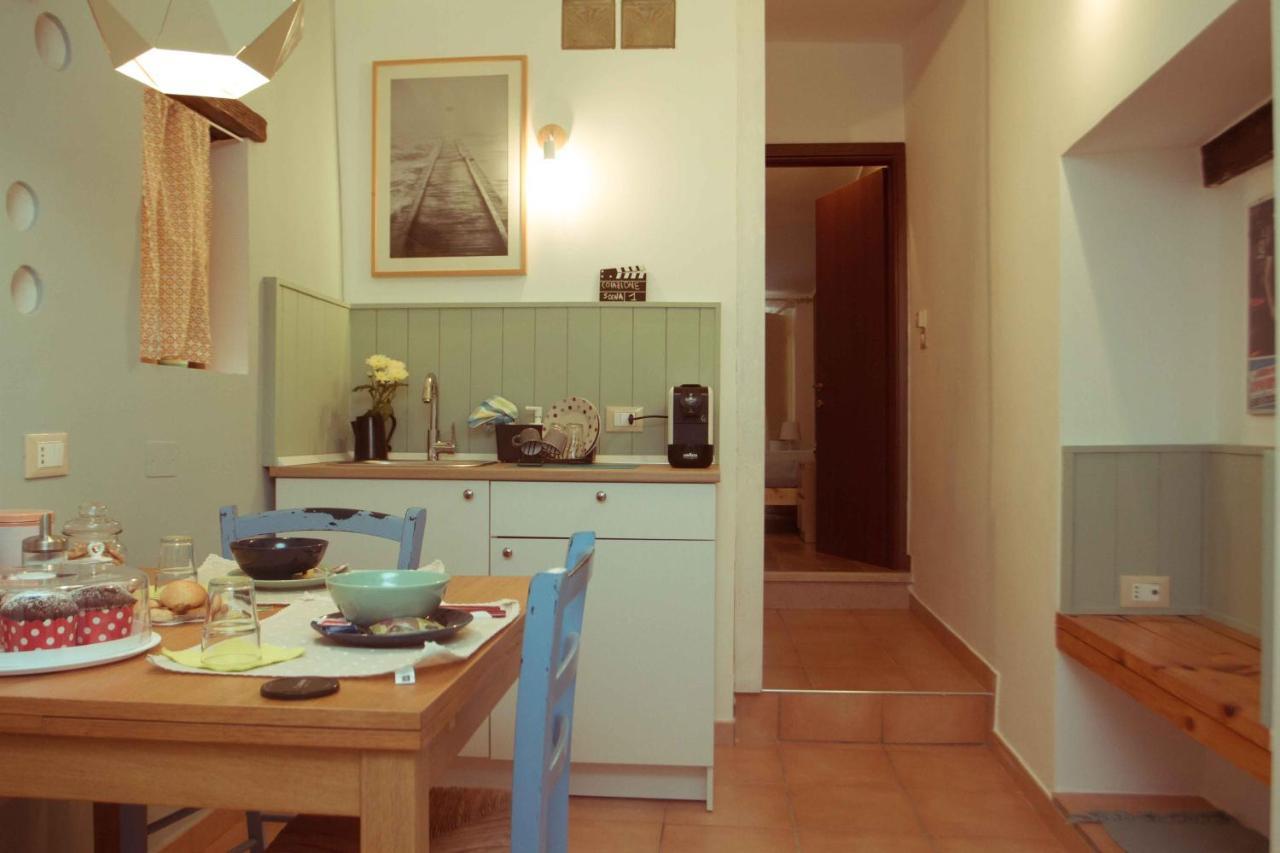 アトリ La Finestra Sul Cortile Bed & Breakfast エクステリア 写真