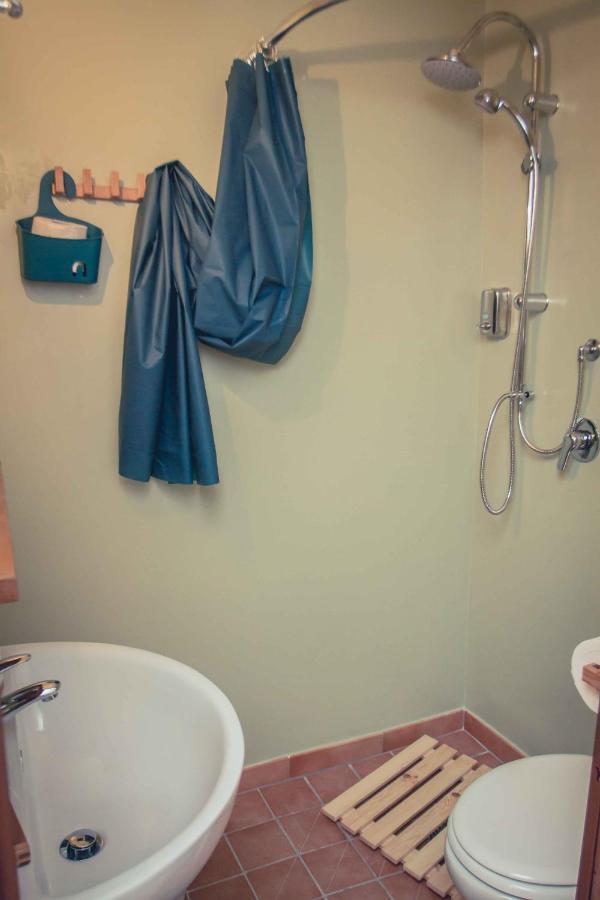 アトリ La Finestra Sul Cortile Bed & Breakfast エクステリア 写真
